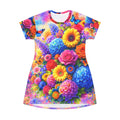 Floral Burst T-skjortekjole – Fargerikt heldekkende blomsterbukett-print