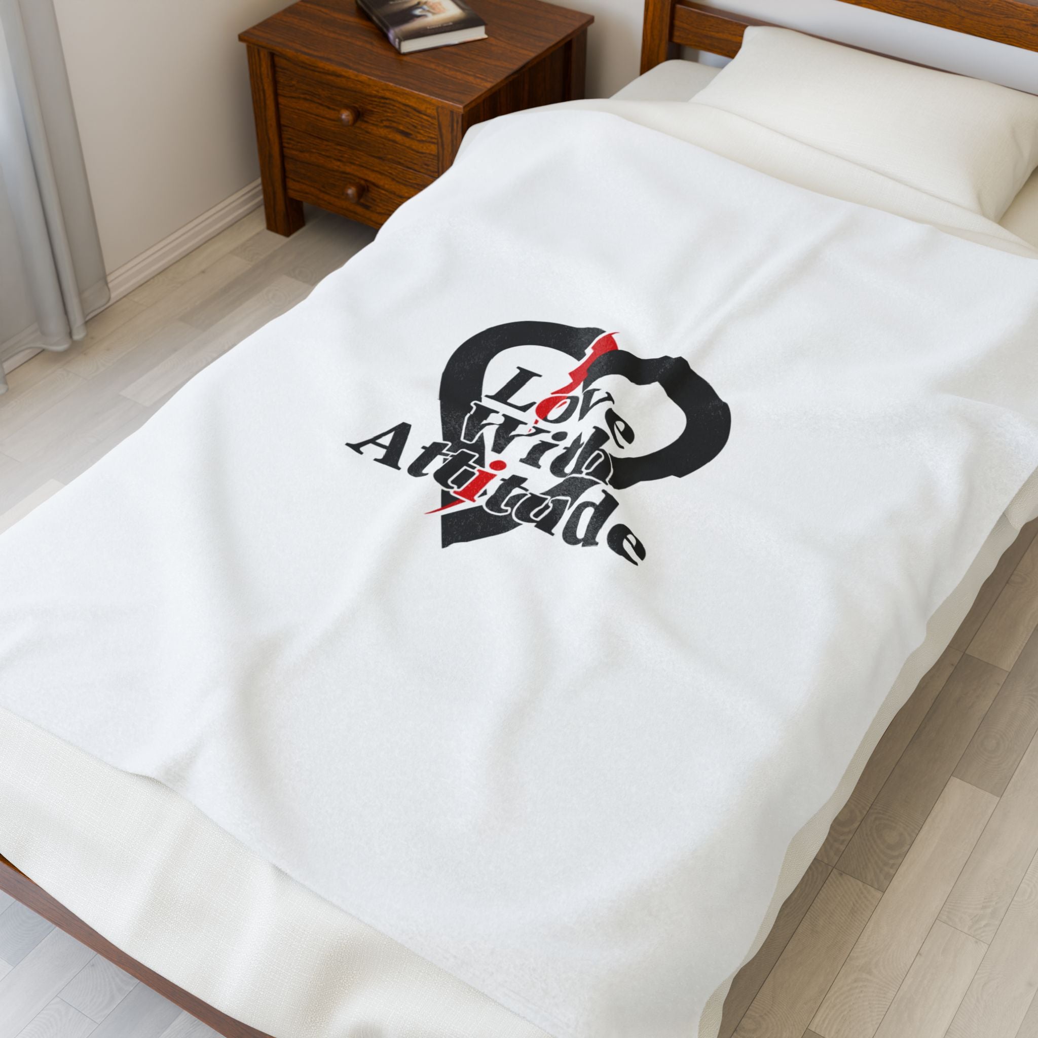 Broken Chain Heart Velveteen Plush Blanket | punk heart, minimalist love icon